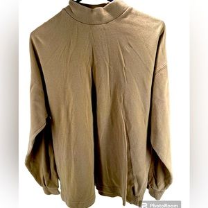 Men’s small turtle neck shirt, tan
